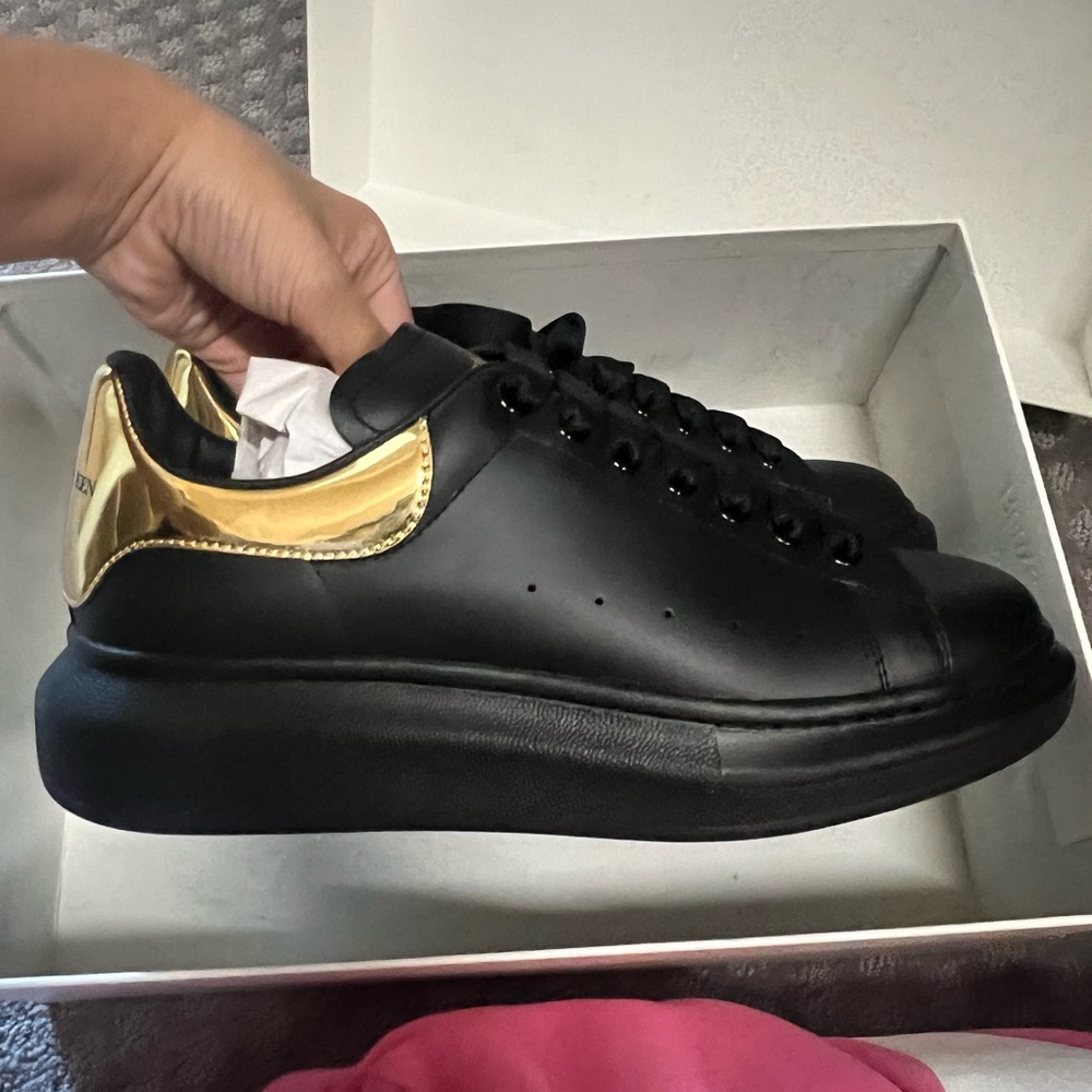 Alexander McQueen sneaker size 41 men’s